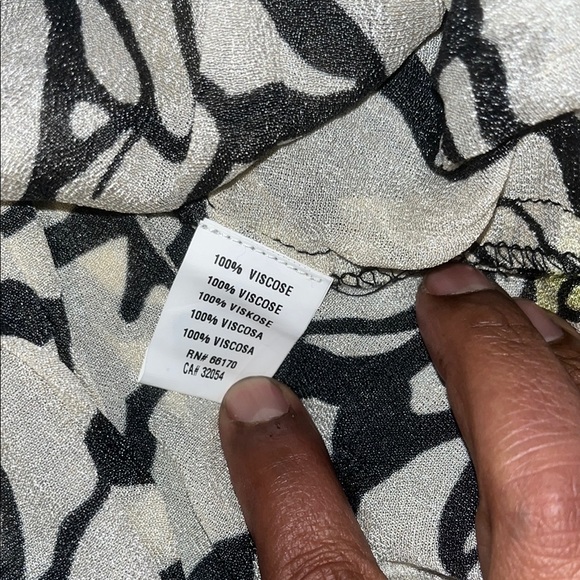 Floral Print Women's Blouse - Picture 7 of 10